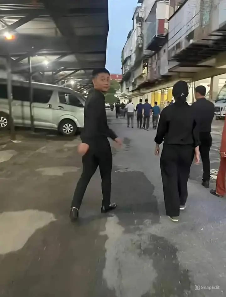 @Nữ Ho&agrave;ng Sắc Đẹp !!!