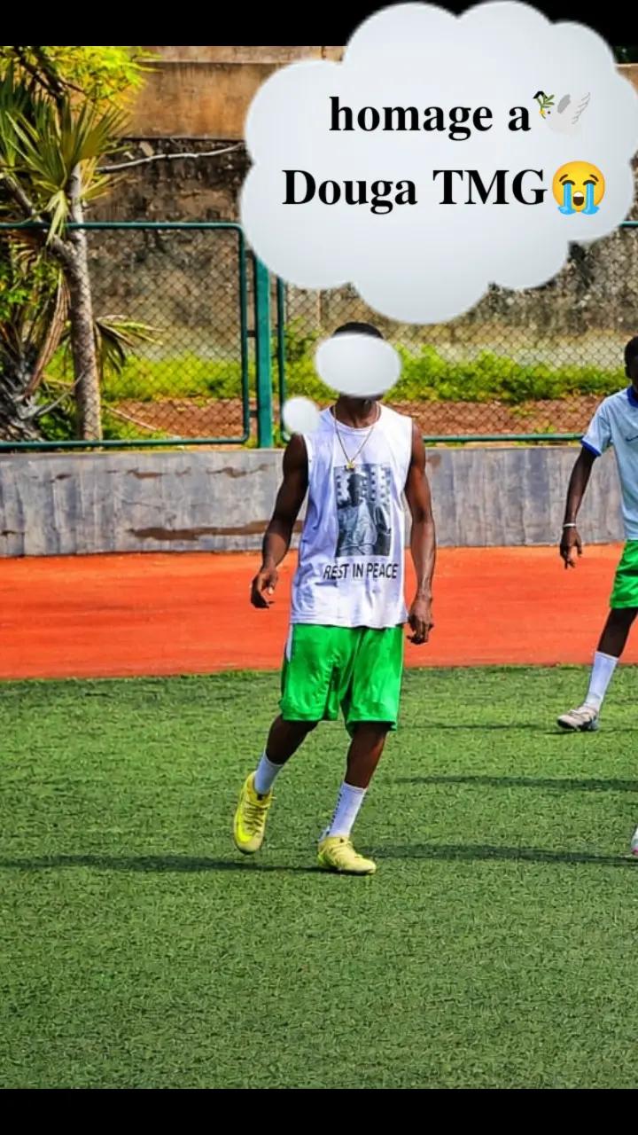 @GOLDEN BOY🇸🇳