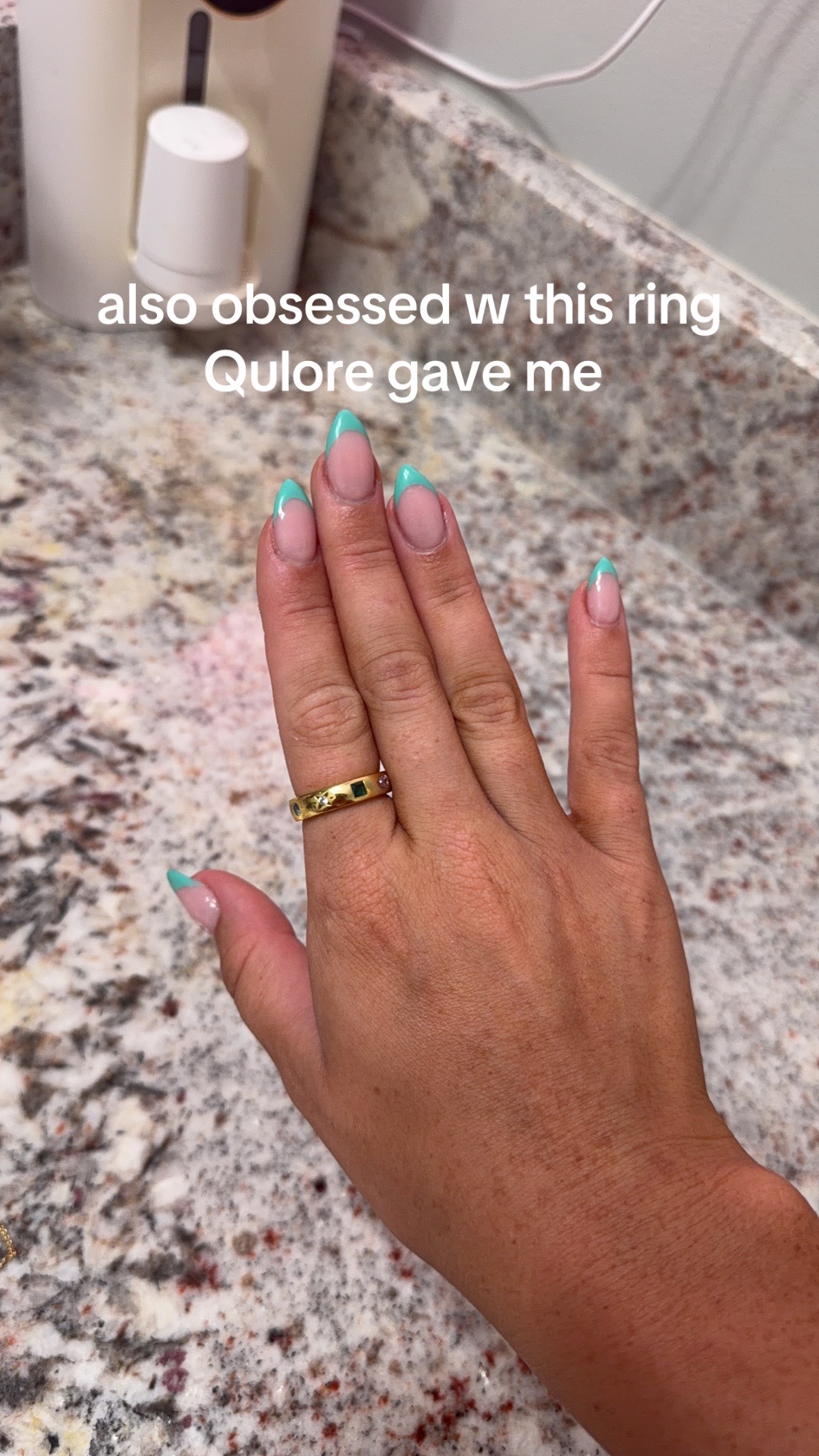 @👼