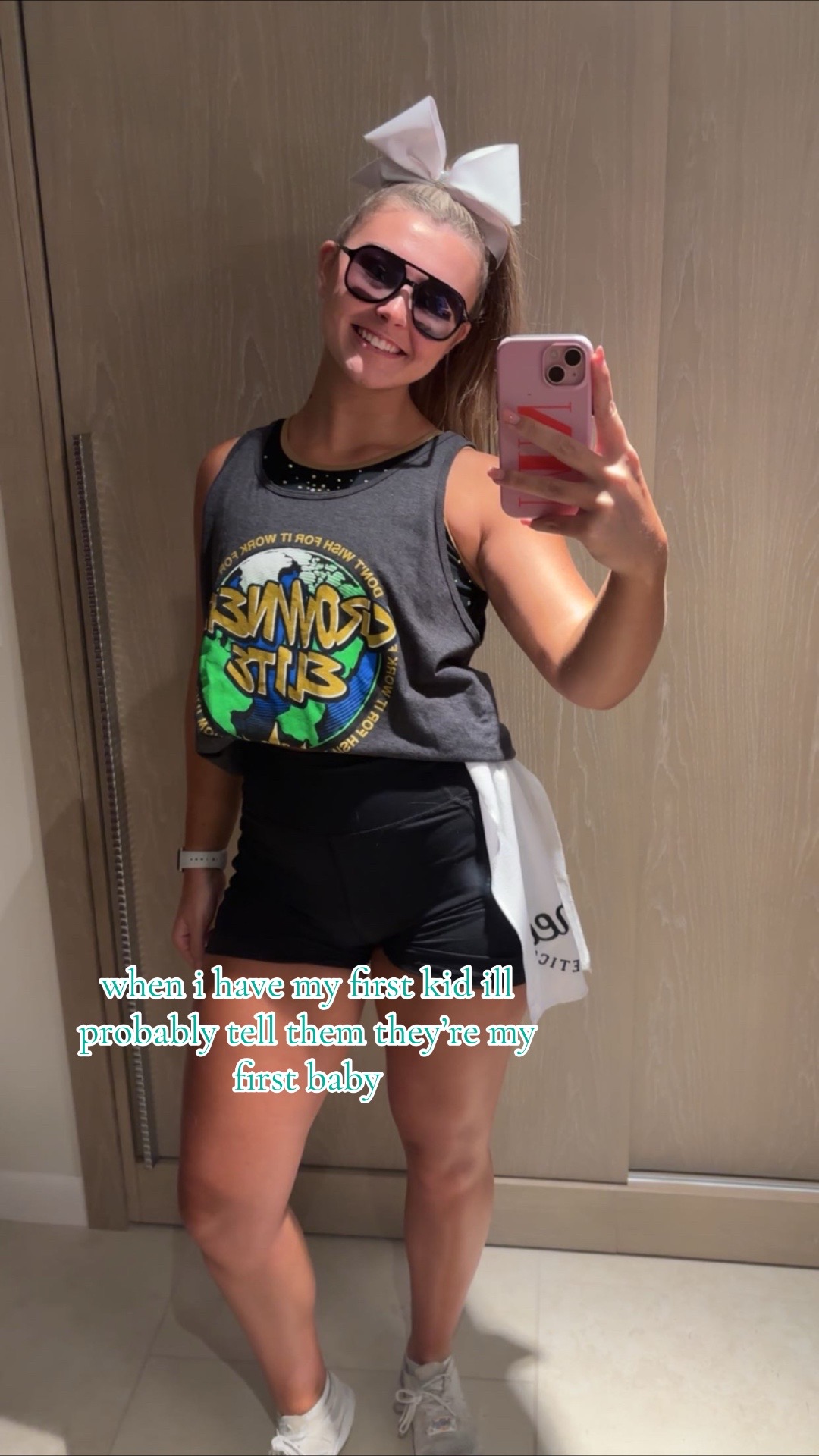 @maddieneumans