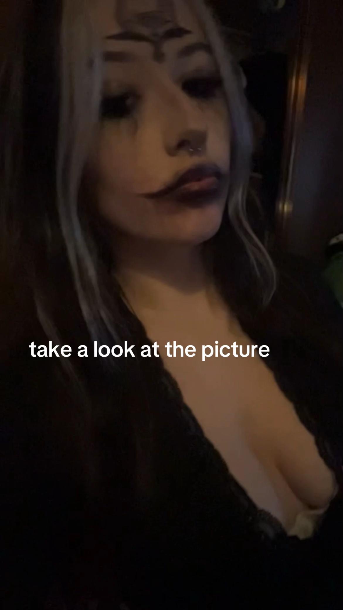 @chanelle ᖭི༏ᖫྀ