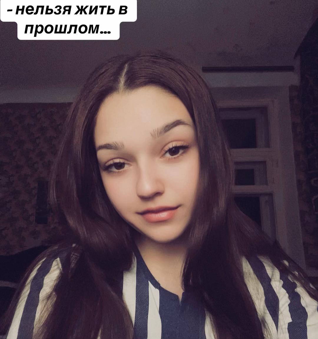 @vikylik24