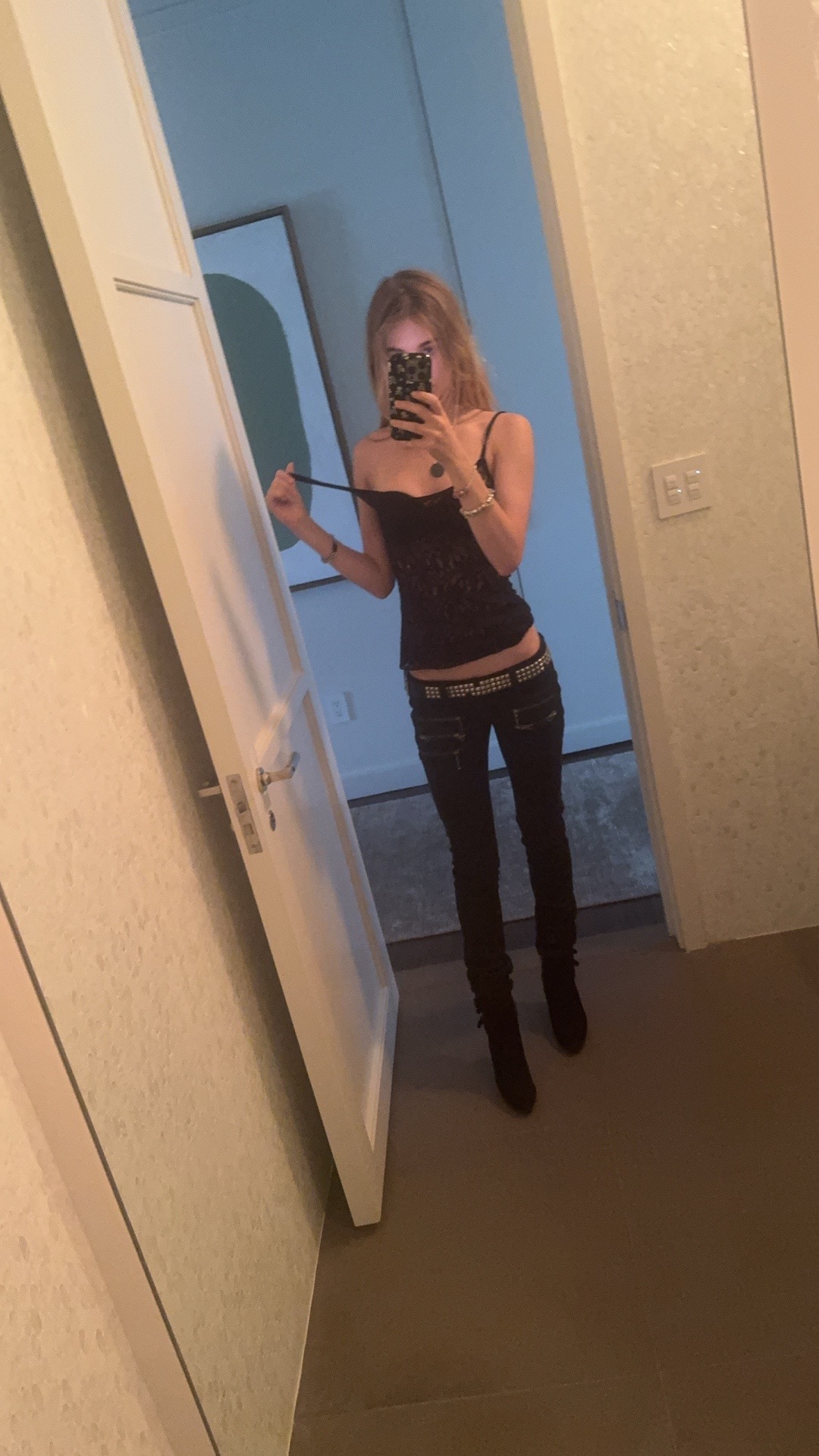 @elladaveyyyy