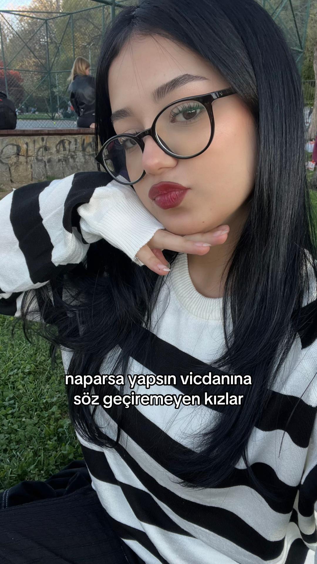 @Lara
