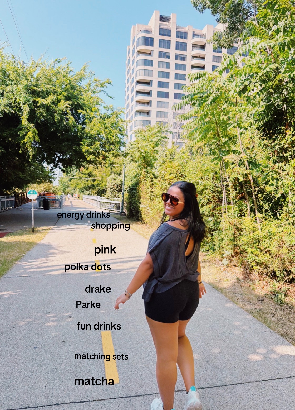 @SARAH😇🛍️✨🥂
