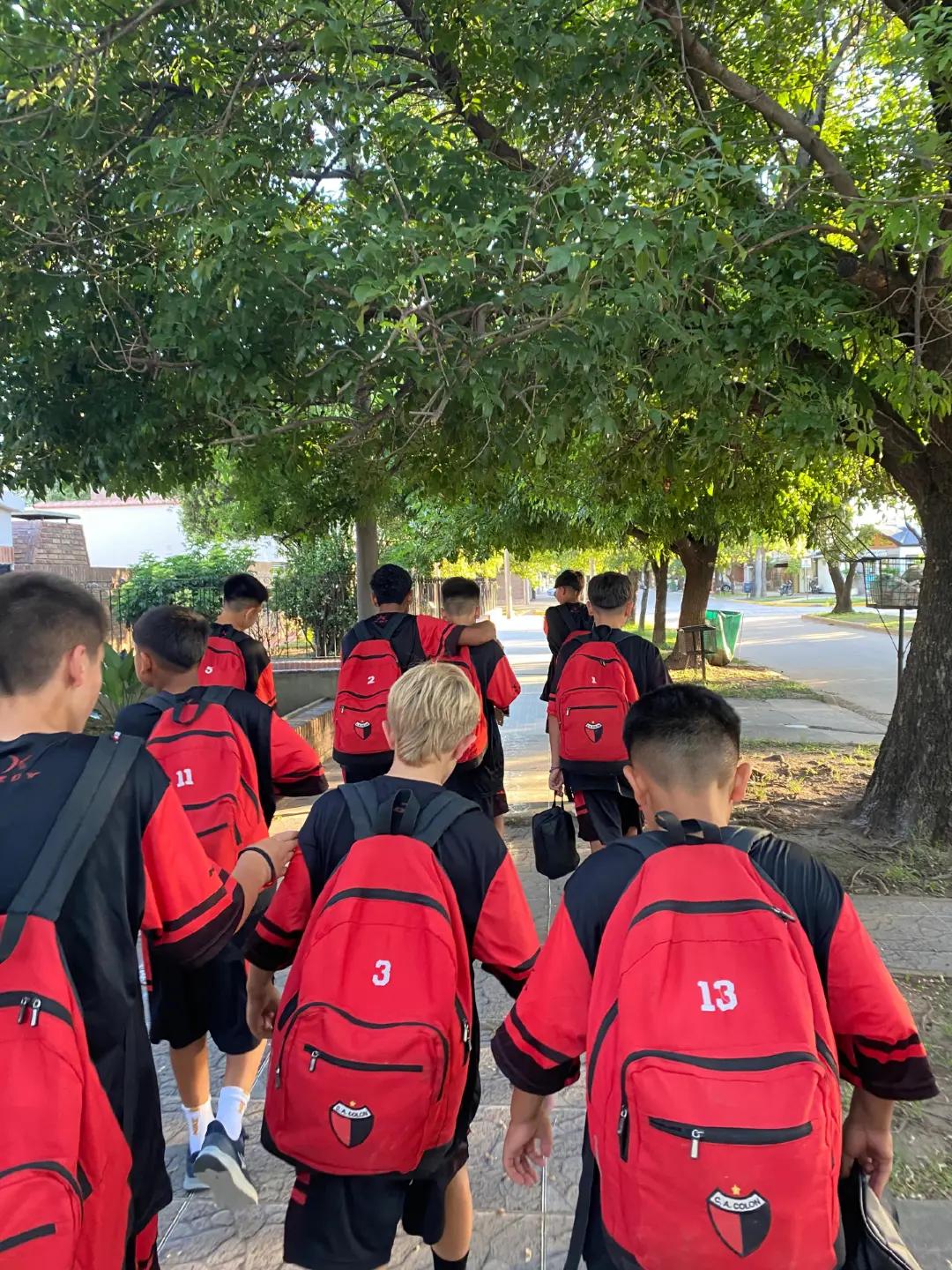 @Gena🤩💫❤️🖤