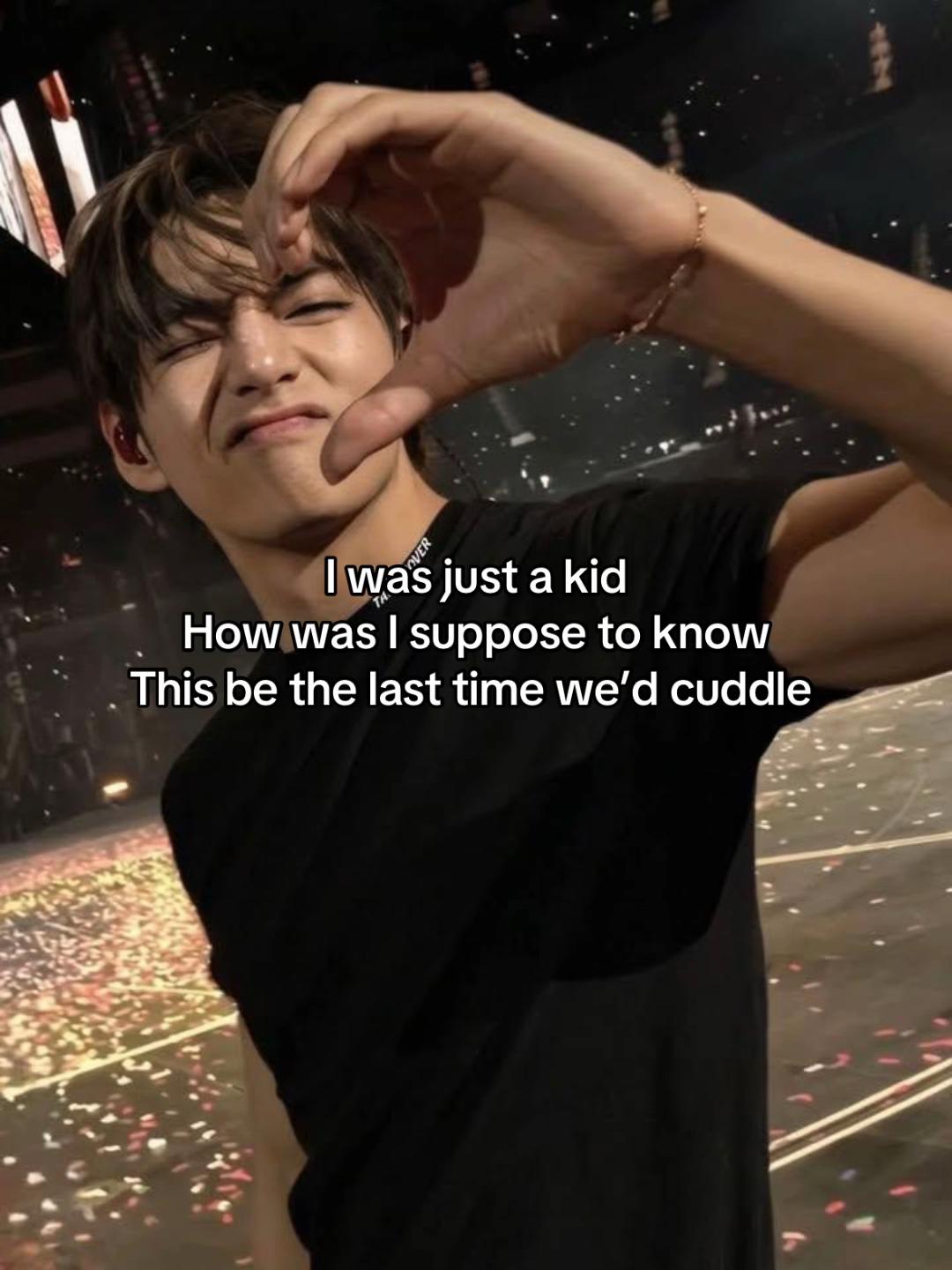 @ꪜ