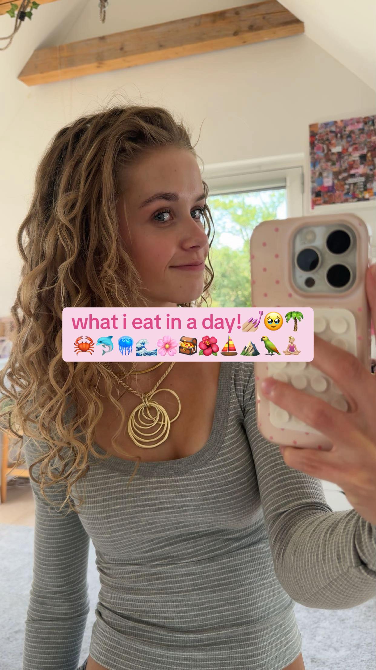 @Laura🫰