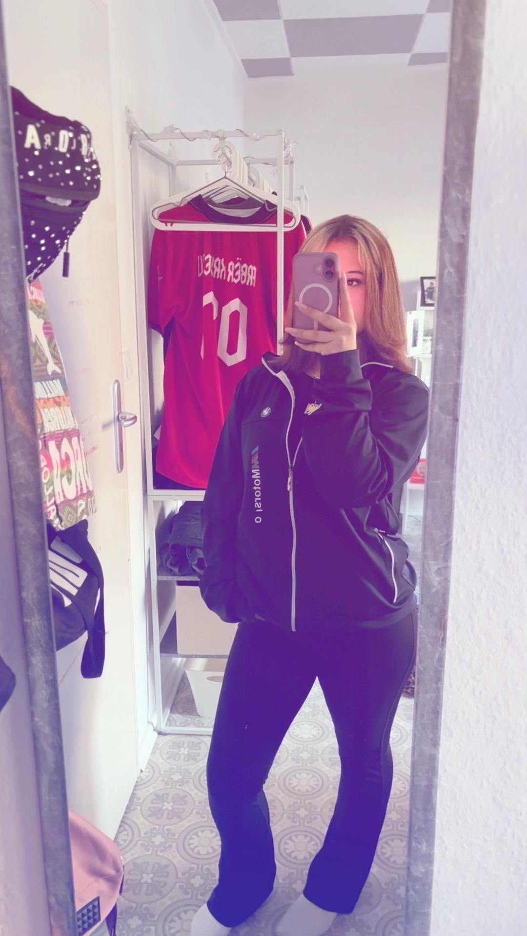 @𝓙𝓮𝓷𝓷𝓪 🇽🇰🇩🇪