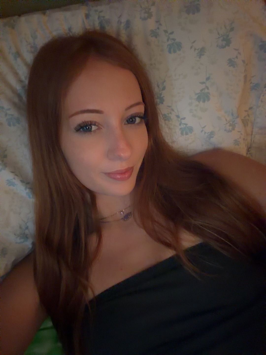 @charrrlotteee3