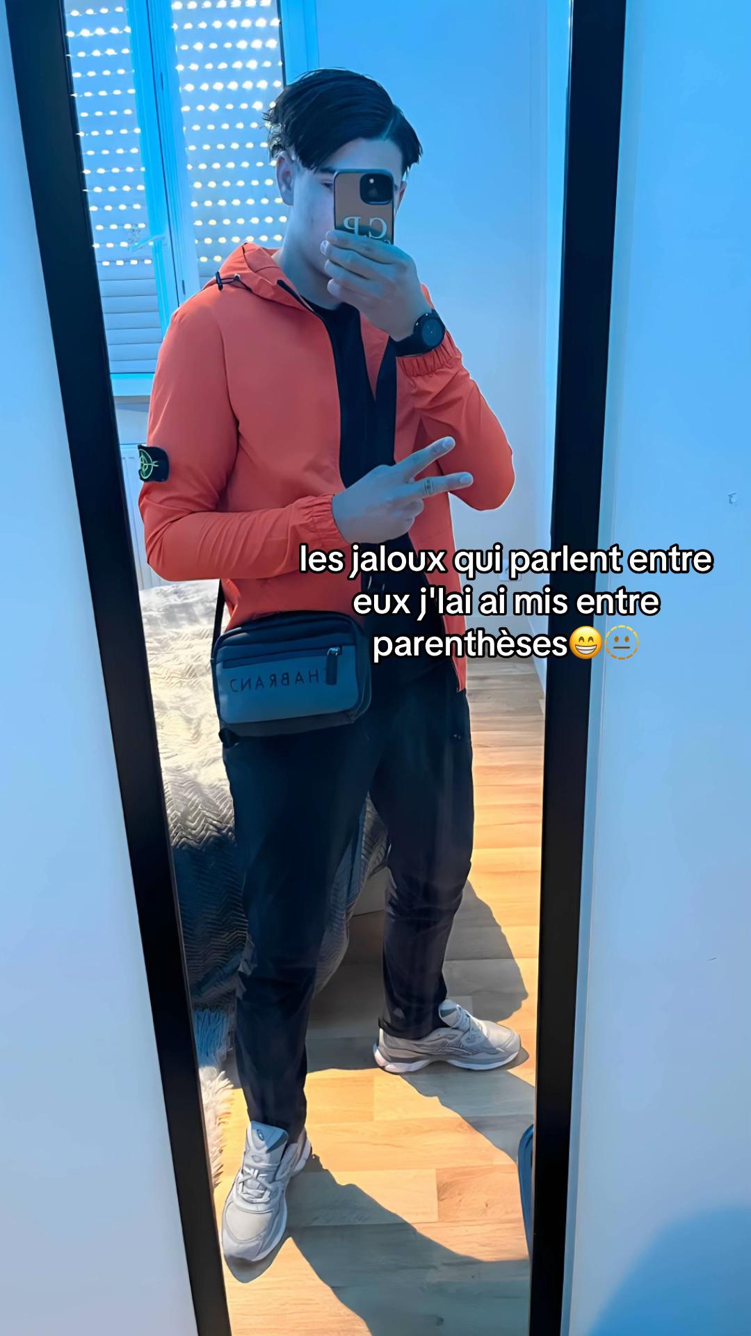 @๐๐๐