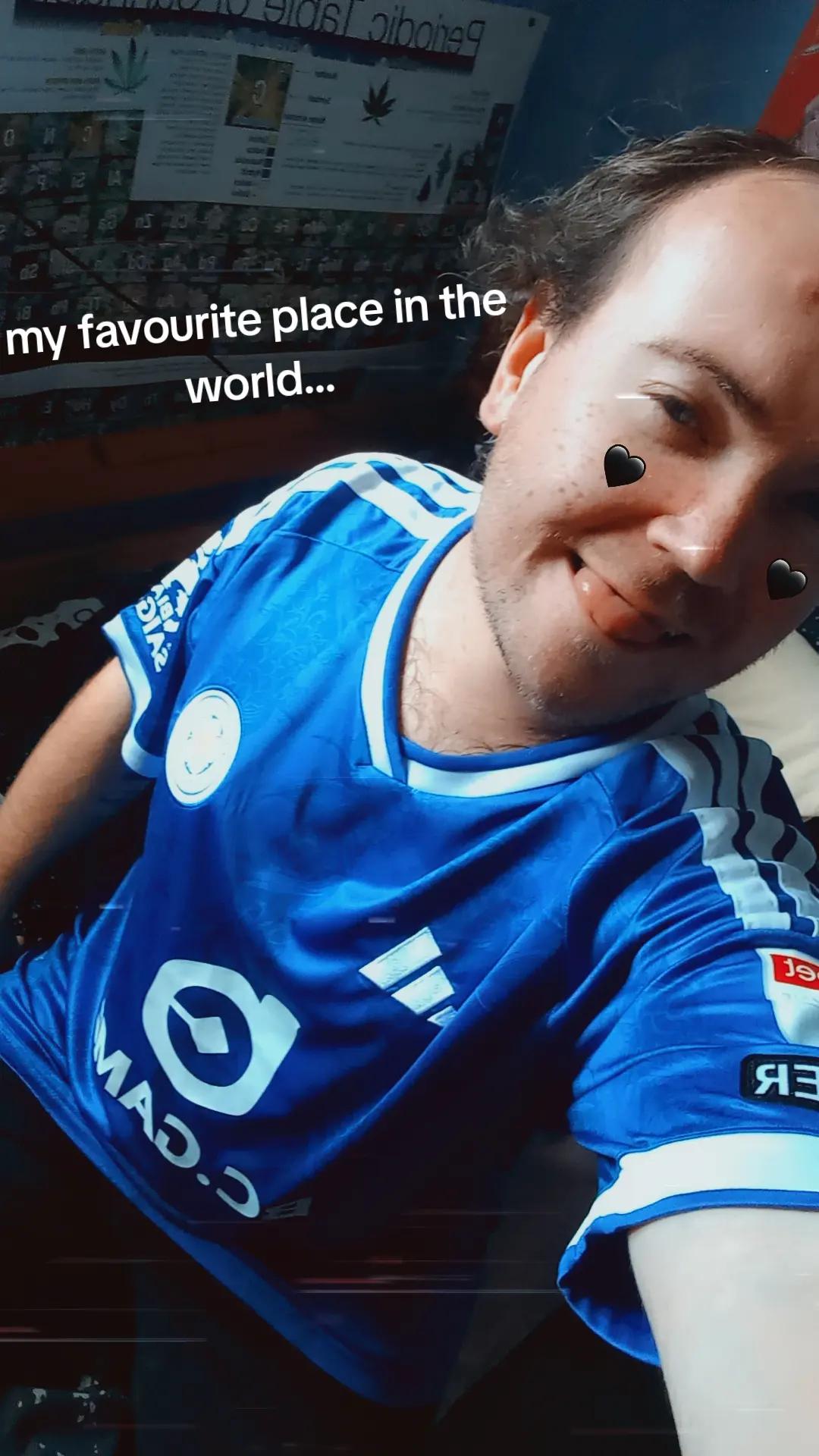 @Samuel_Bakewell ( L.C.F.C💙🦊)