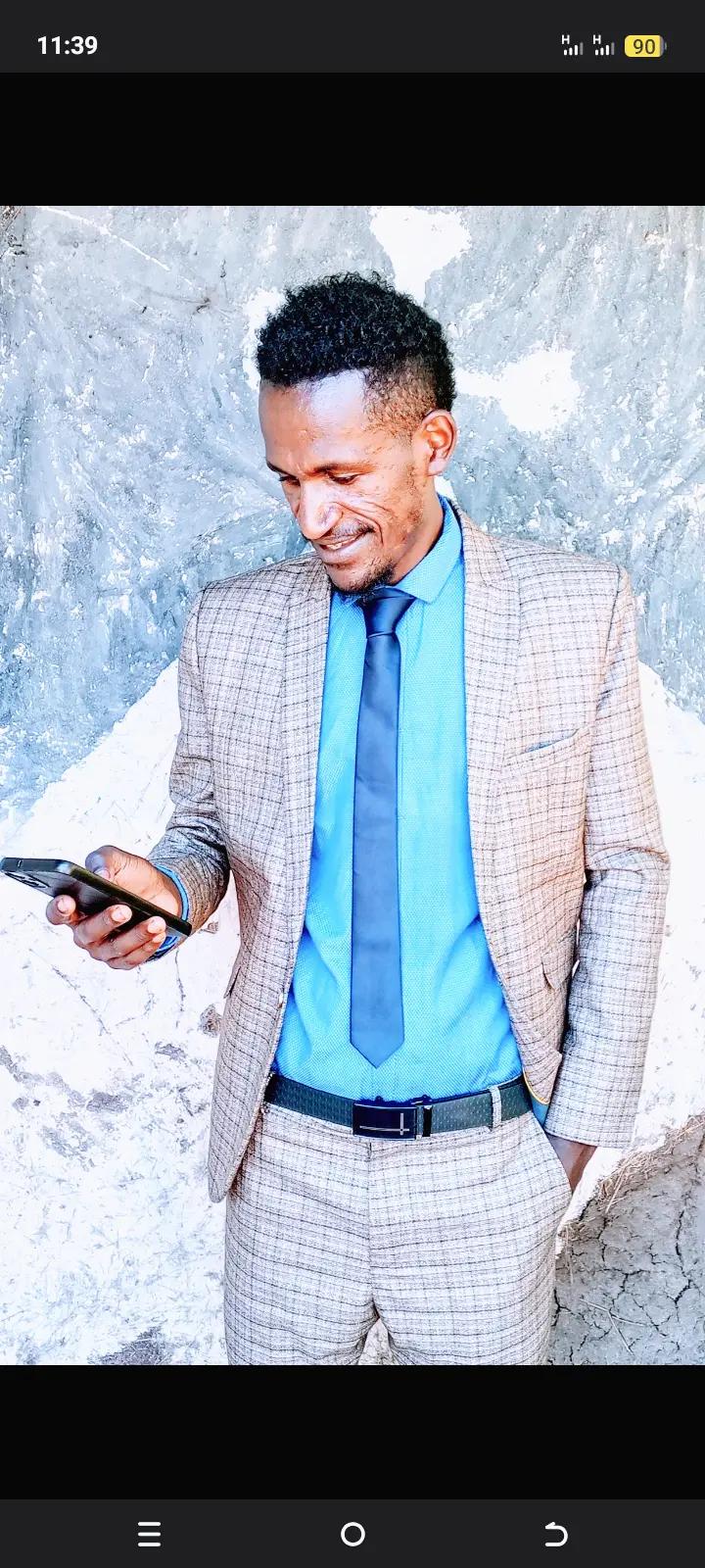 @ያልተኖሬ ህይወት...,......
