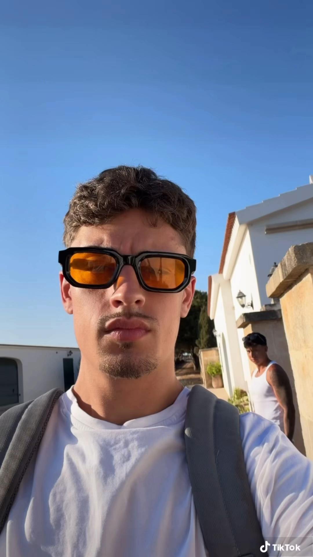 @E