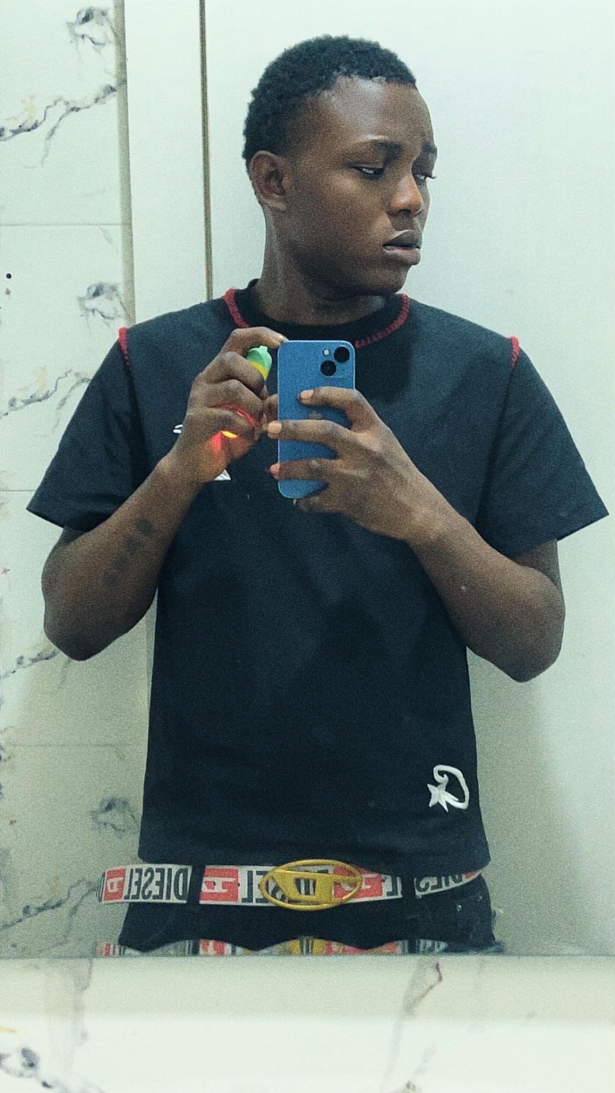 @🌴BOLAJI🌴