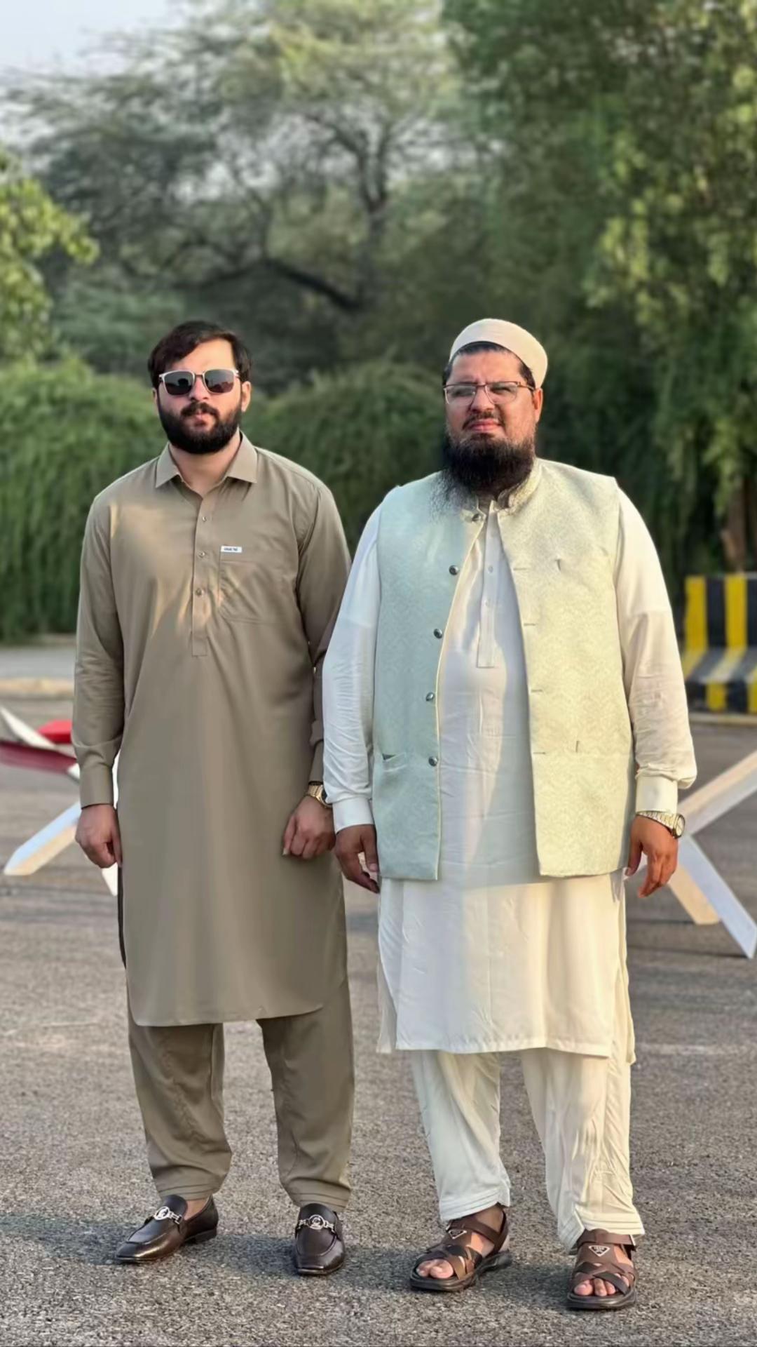 @Israr_Mayo