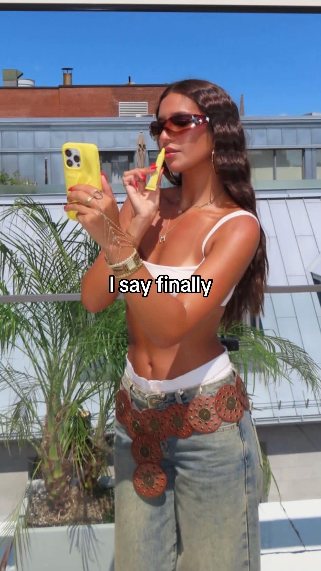 @Chloe