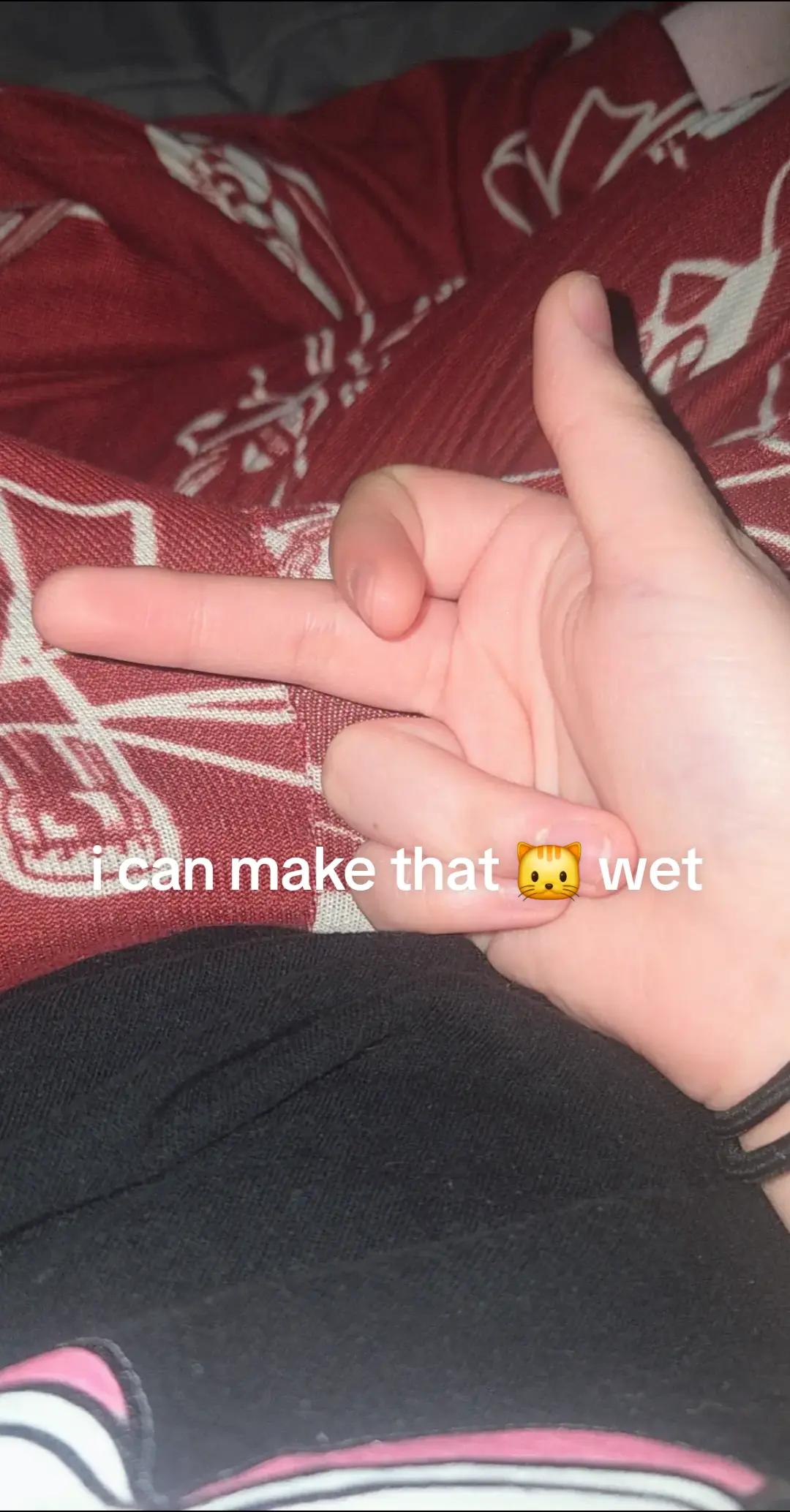 @wlw👩&zwj;❤&zwj;👩🌈