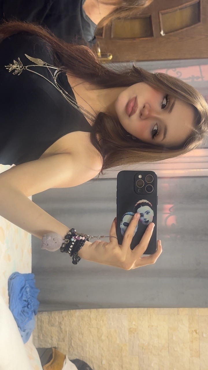 @𝐌𝐚𝐫𝐨:☆