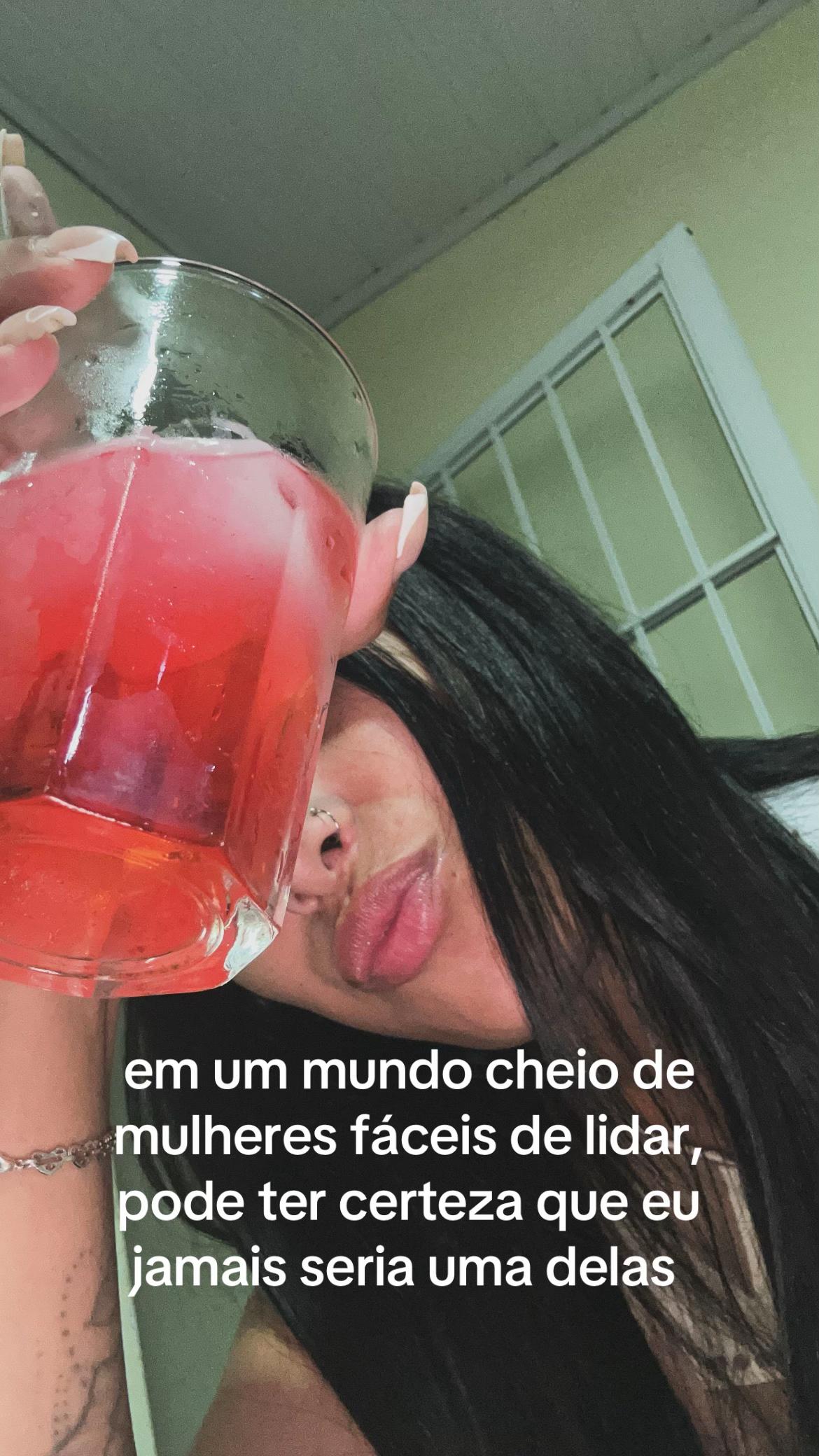 @Carolzinha00