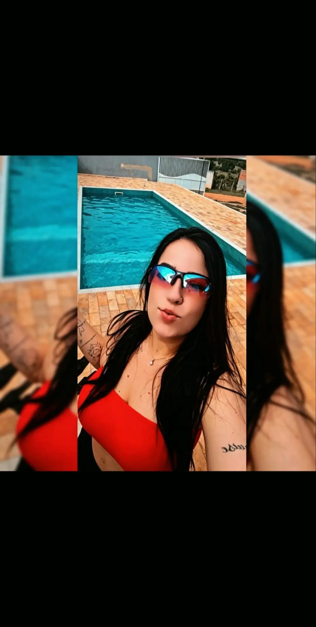 @Carolineidra17