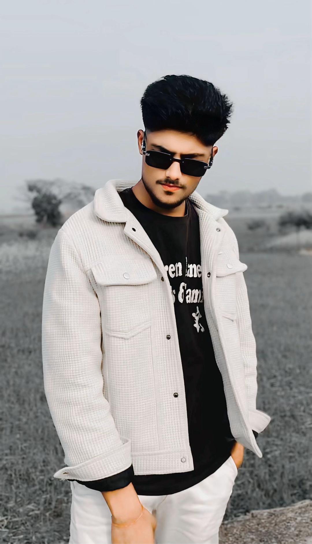 @rupeshlovemywifearpita1