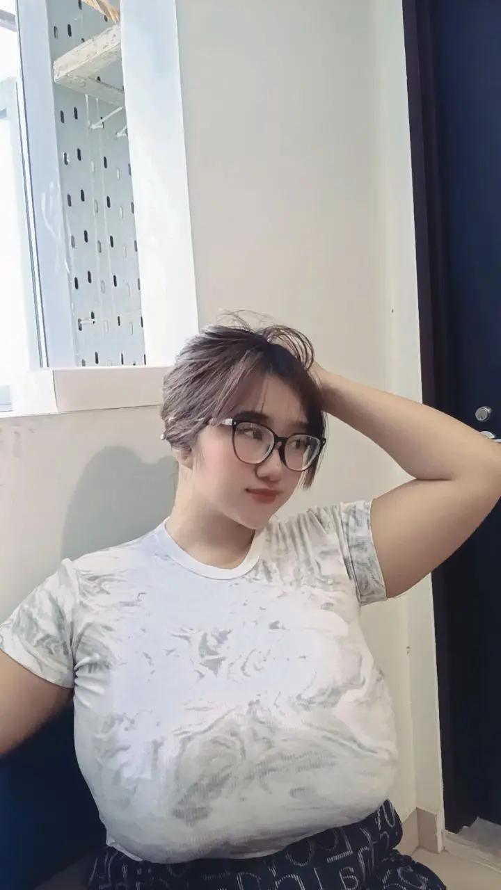 @INDAH KIMI HIME