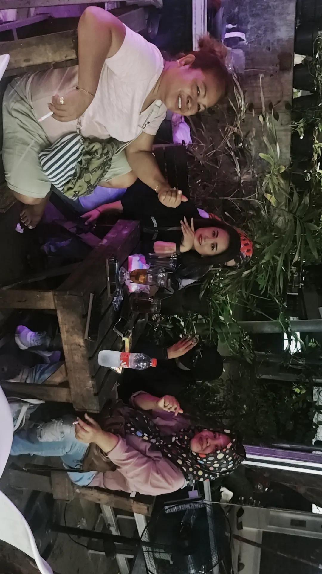 @Disini_Aja_Cafe
