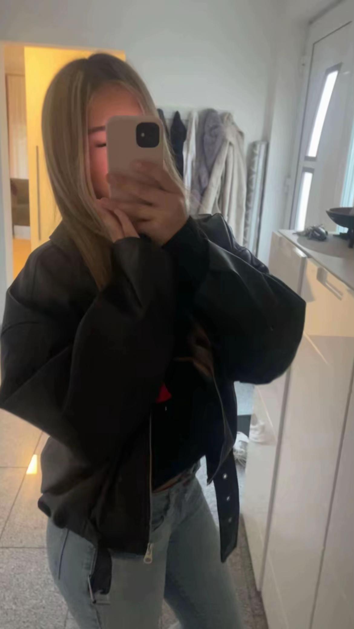 @𝐸𝑙𝑒𝑎ꨄ