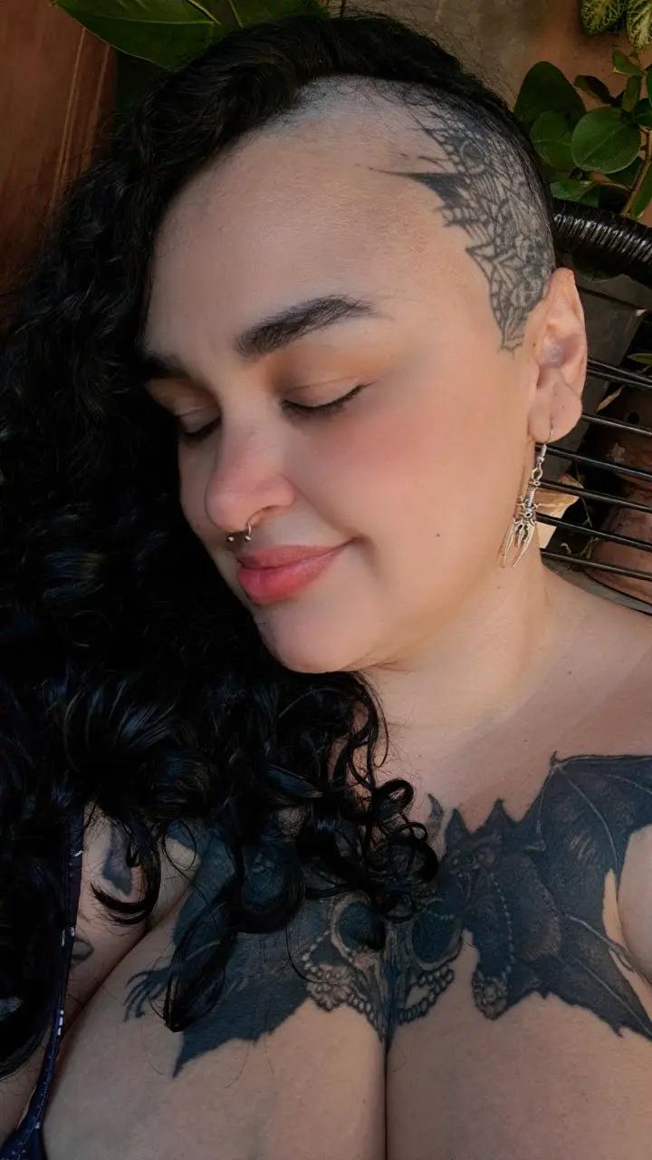 @Lilith Queiroz😎🌹🏳️&zwj;🌈