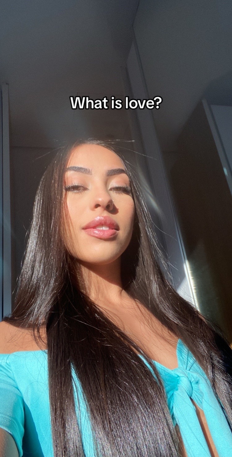 @Yasminaetioo