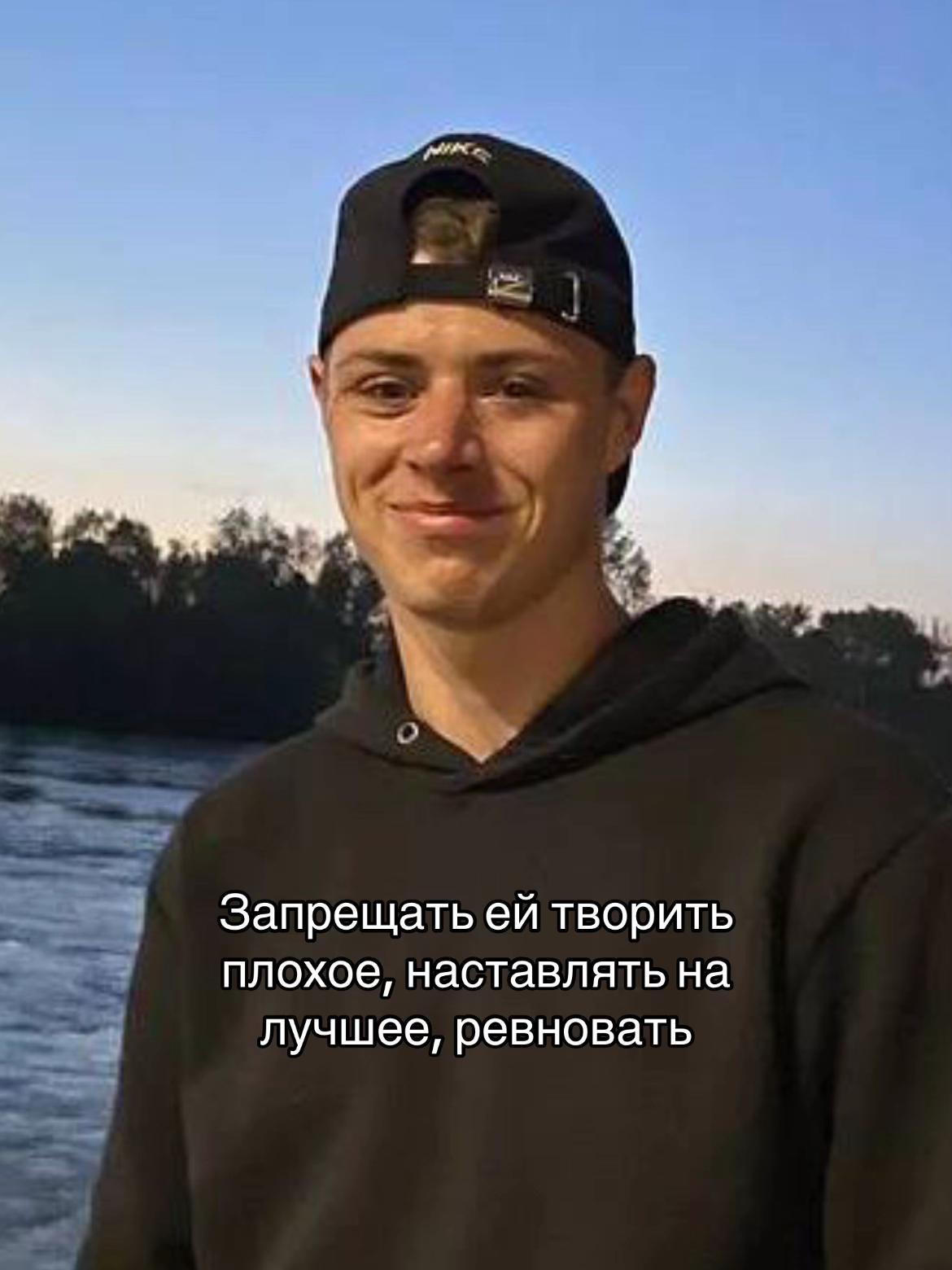 @Rozer_rev
