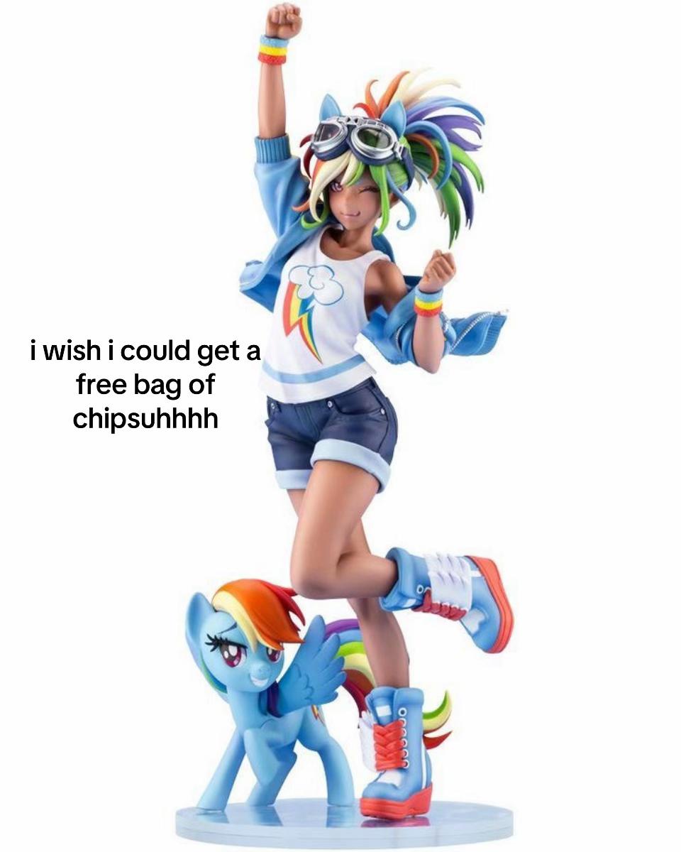 @taychicats