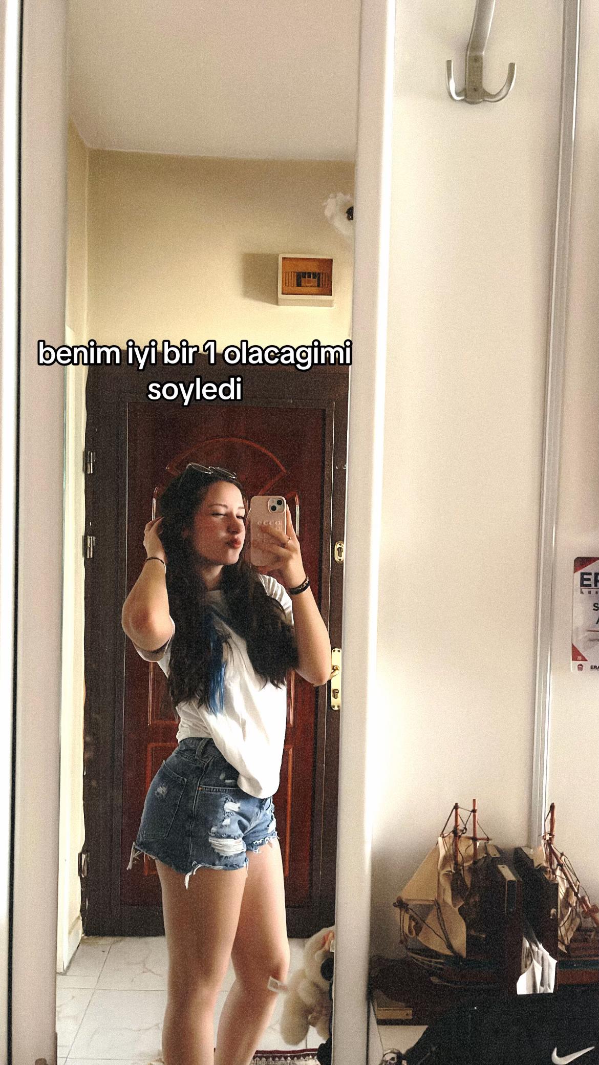 @zey⋆☆