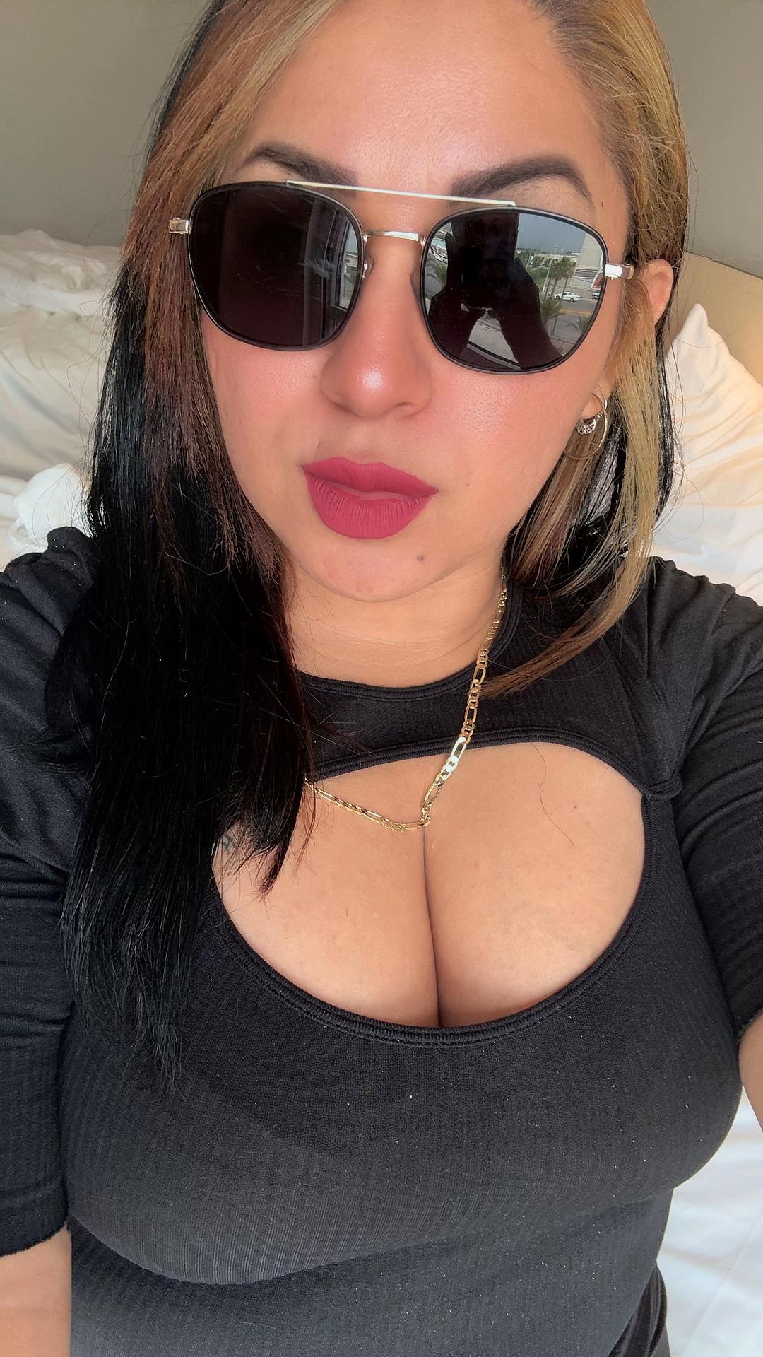 @Mimi Contreras❤💋🌻♌✨✨