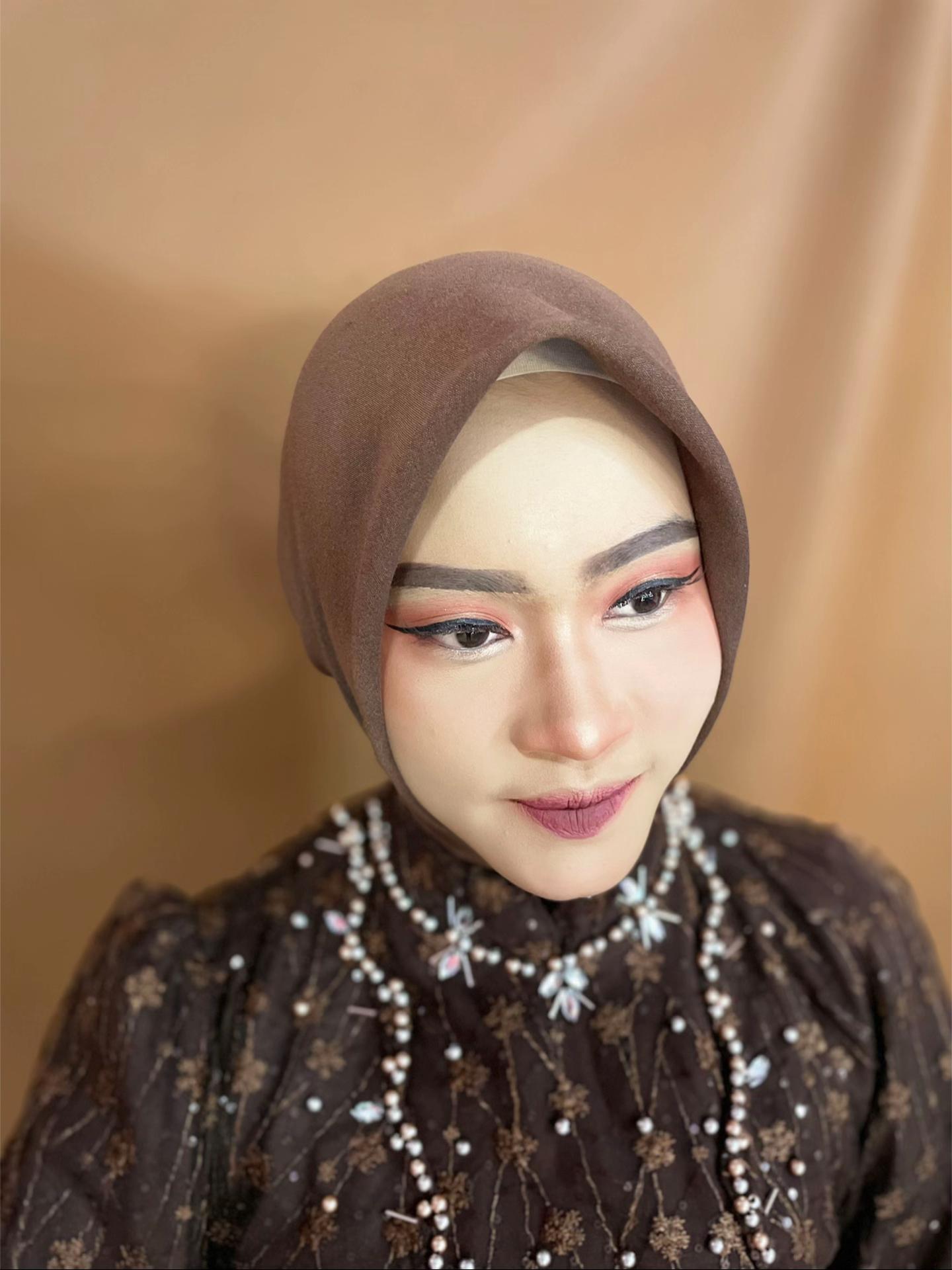 @RiriDhea Mua