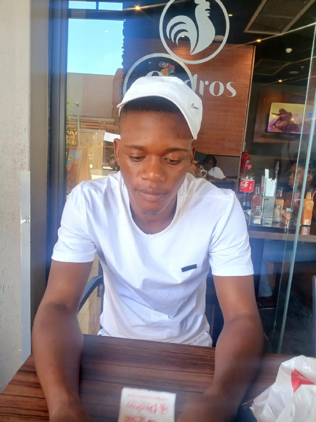 @Sizwe🇧🇼🇿🇦🇧🇼🫠