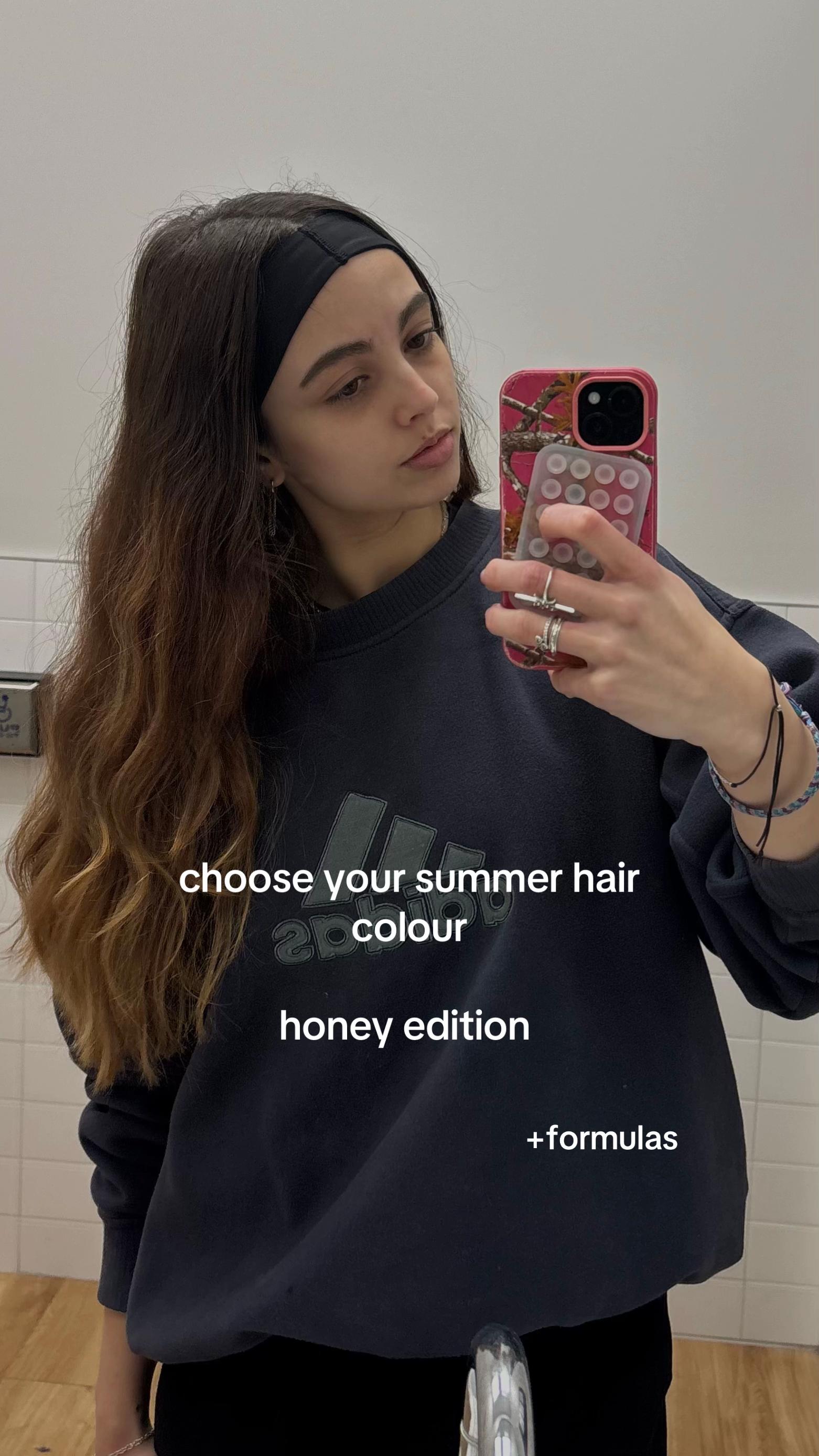 @Mya Groves | HAIRSTYLIST