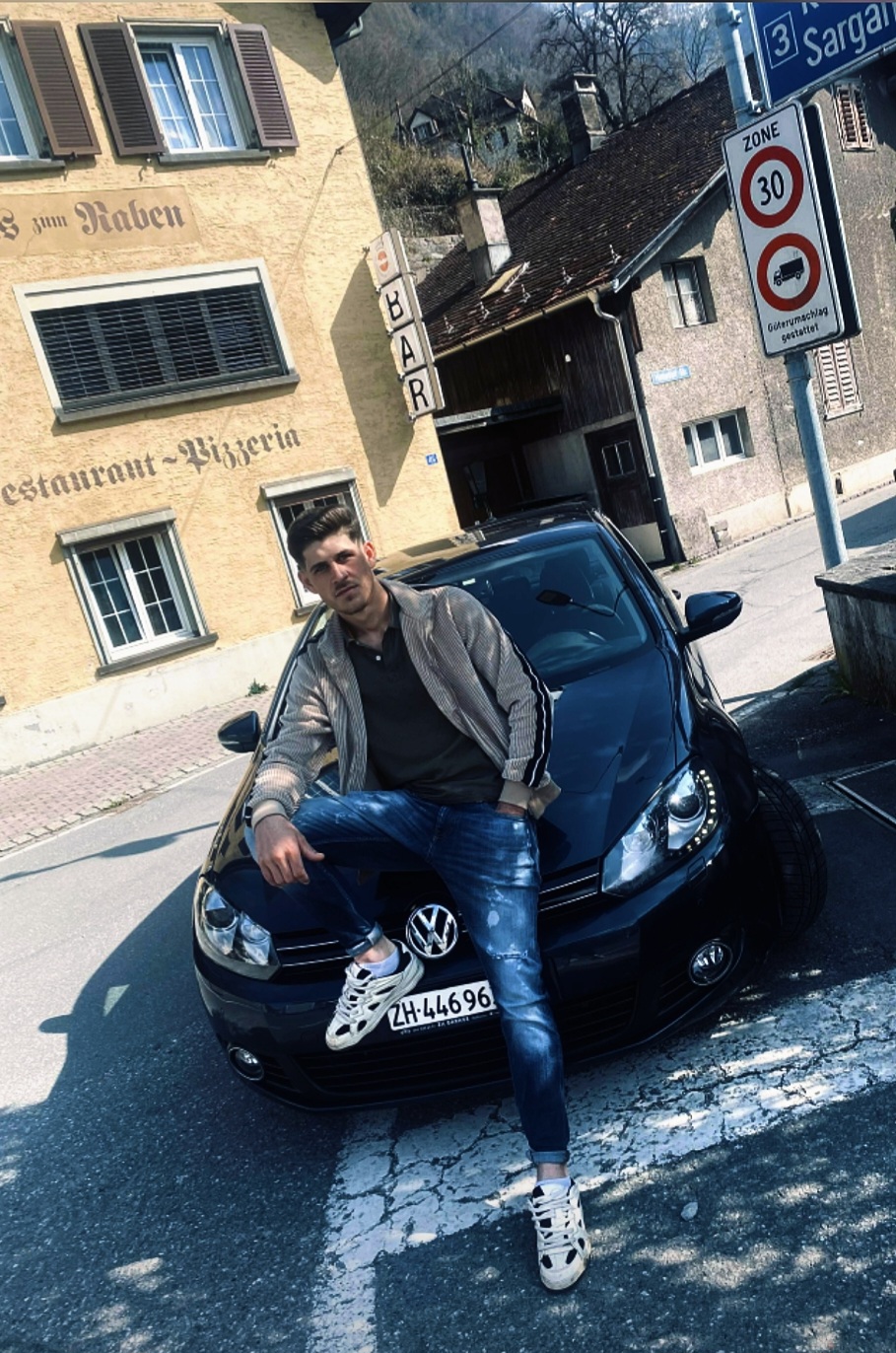 @💥Raymond🦅
