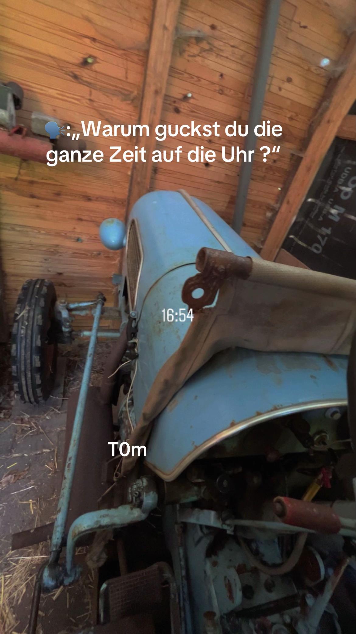 @t0m