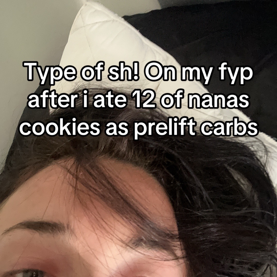 @Livi👩🔬🏋️♀️🤼♀️🩷