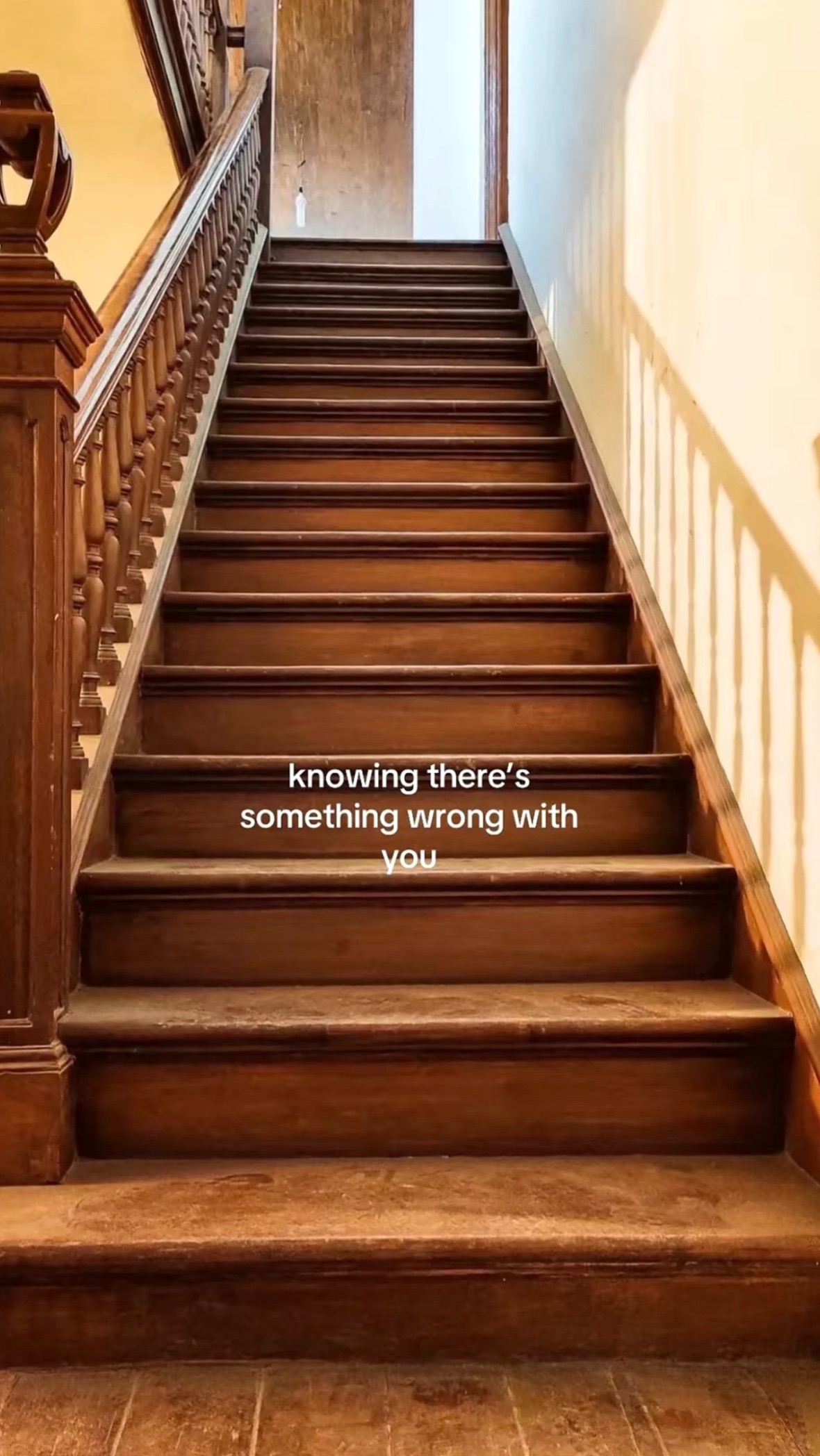 @😬