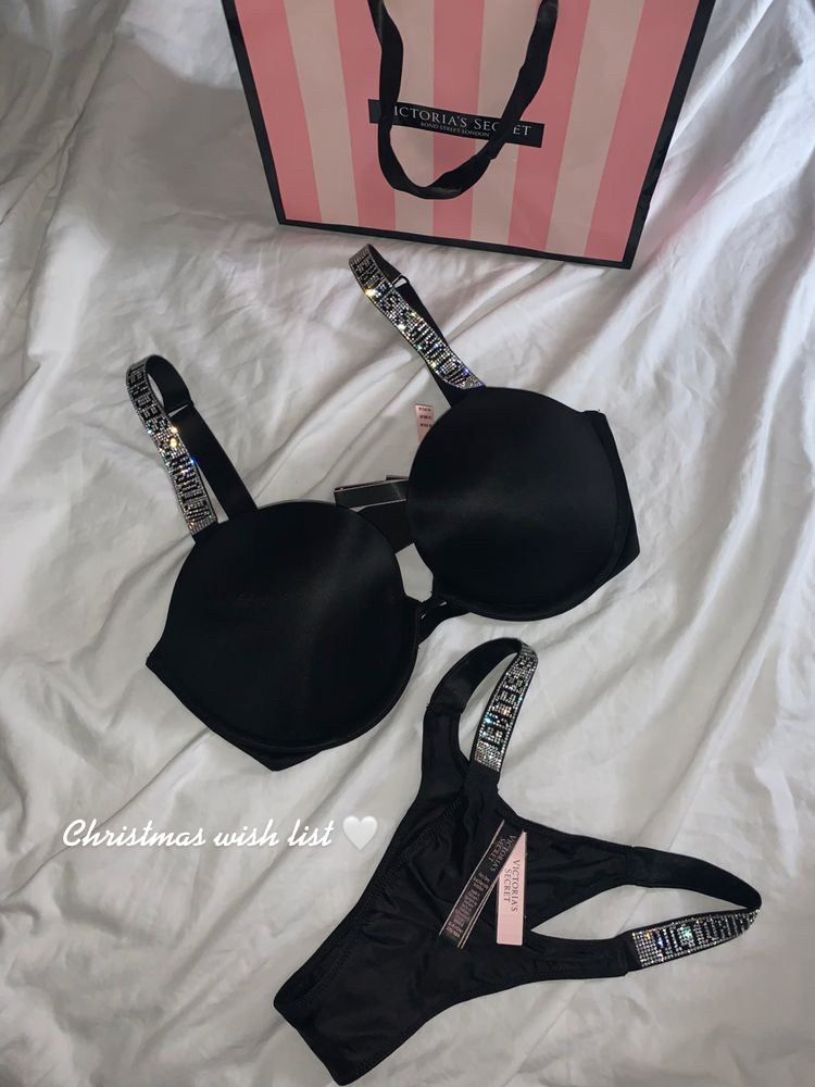 @🖤