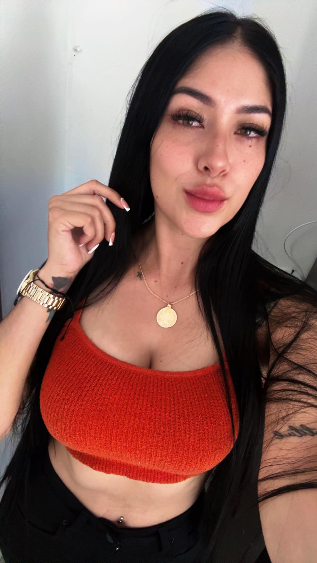 @💣&Aacute;ngela Vivi