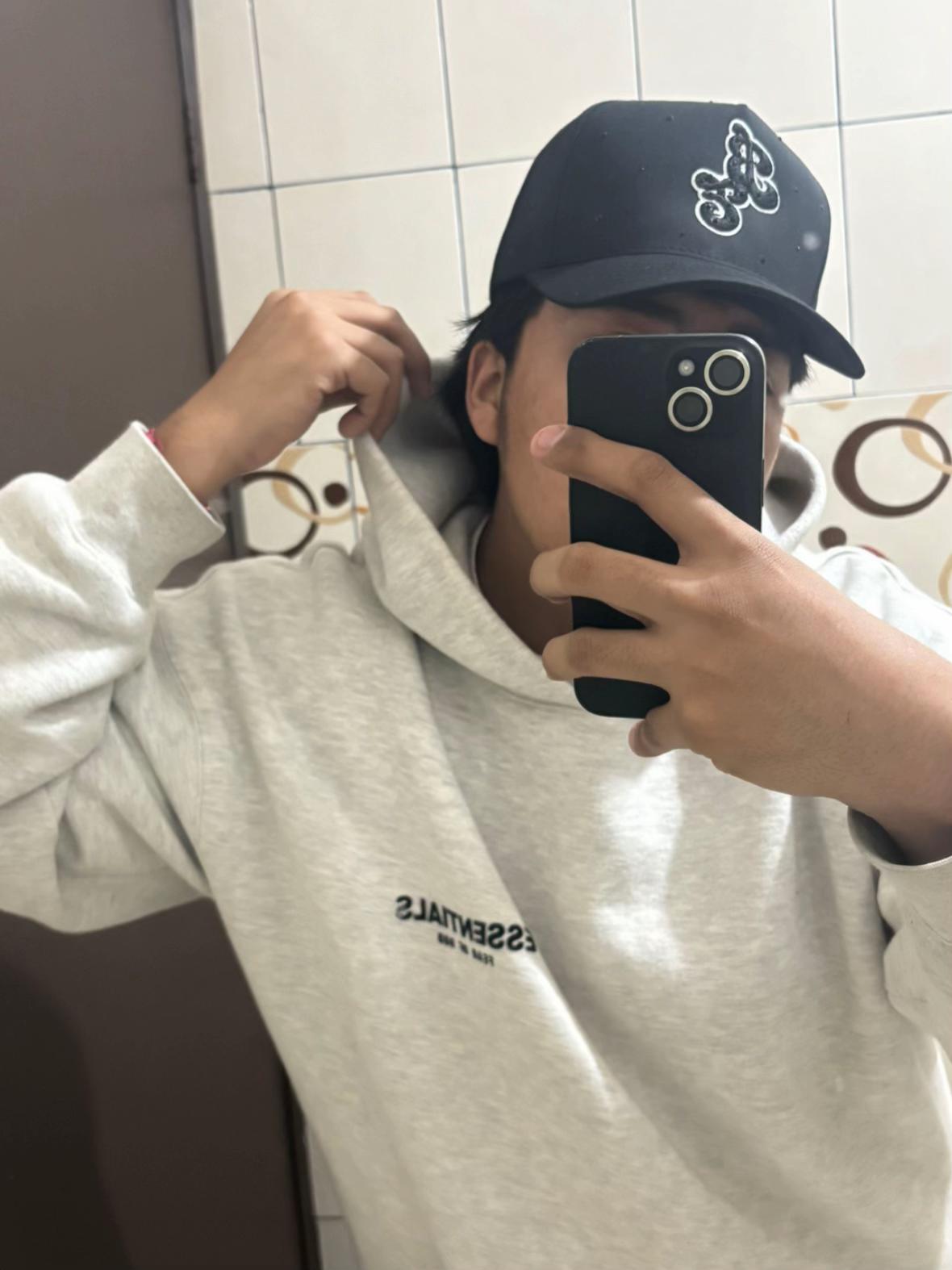 @Contreras