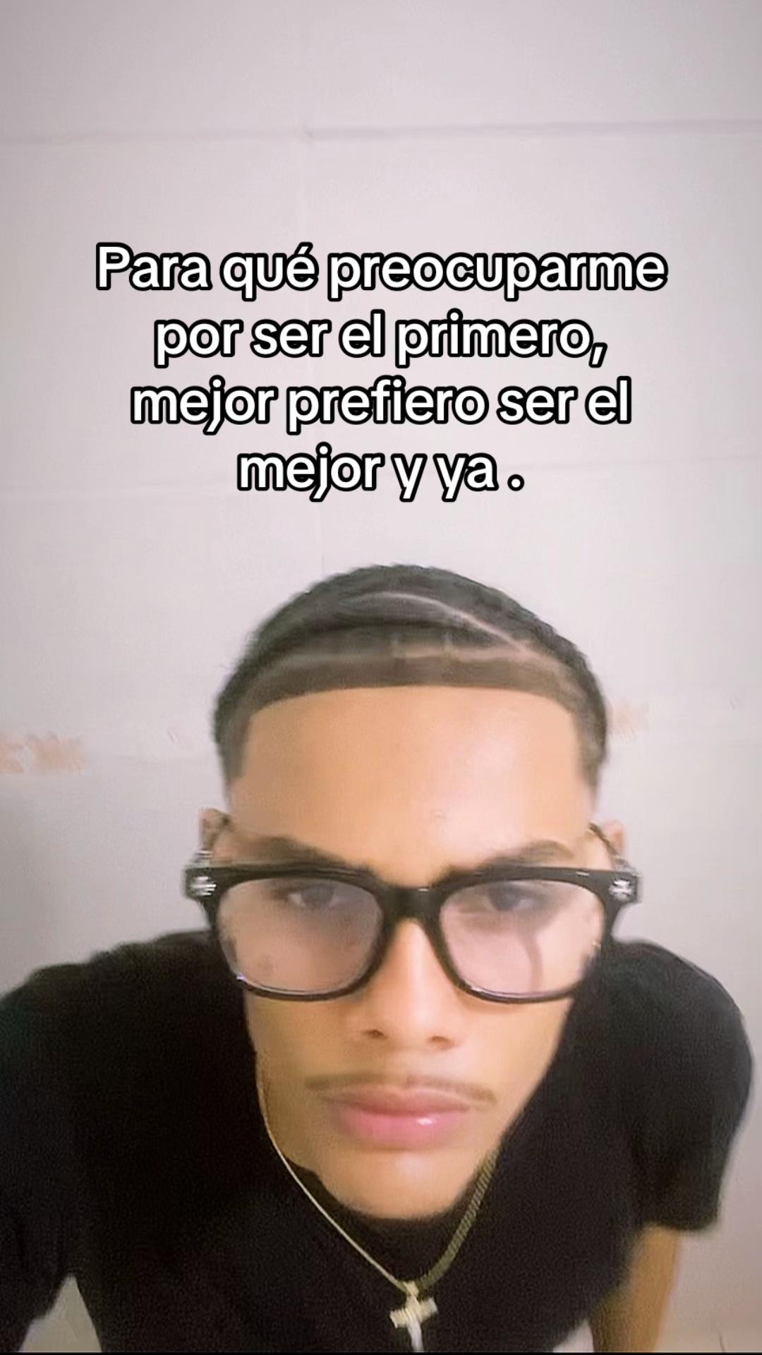 @𝓕𝓵𝓪𝓬𝓸🖤
