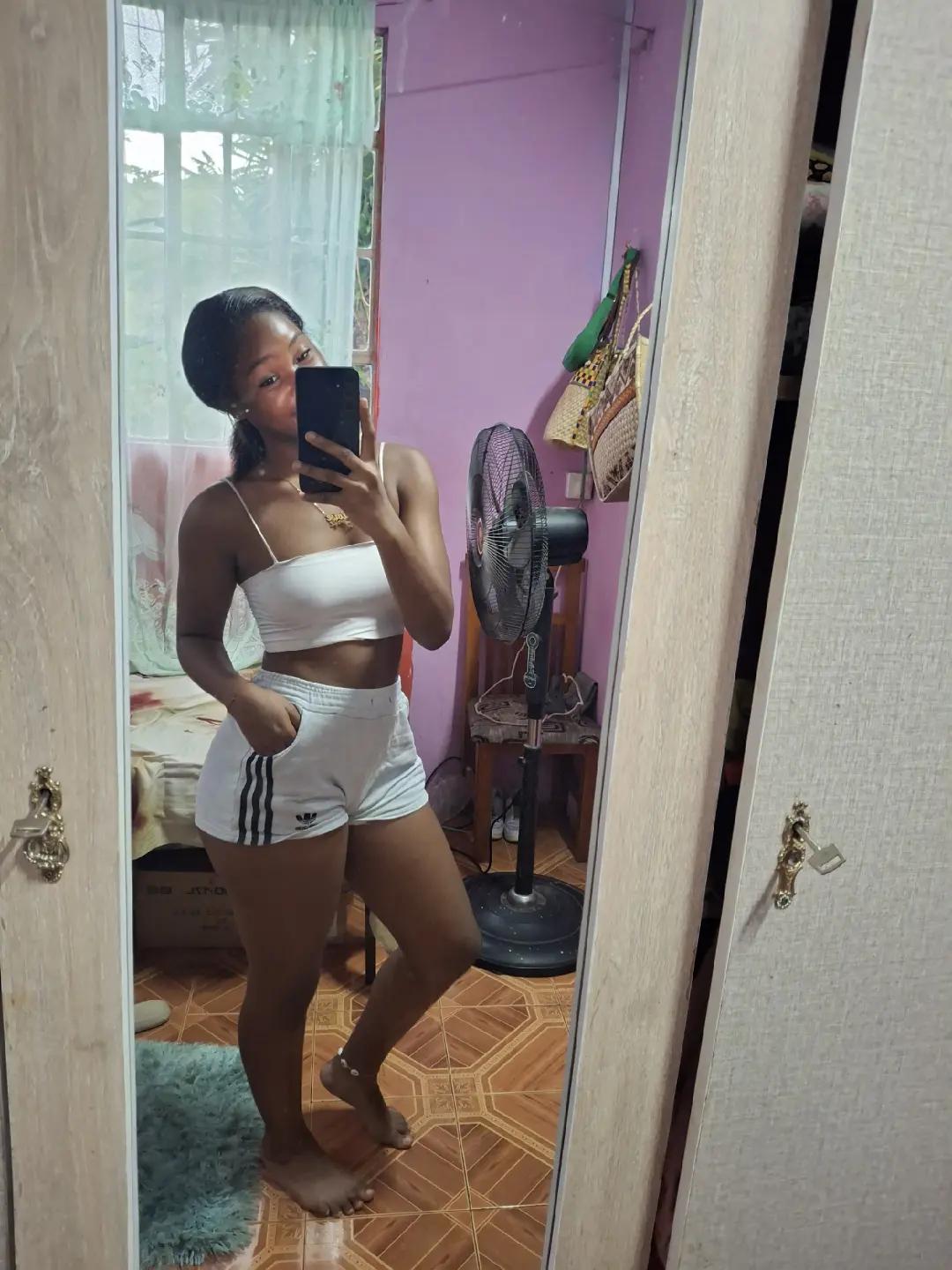 @Miss Ravina🤎!