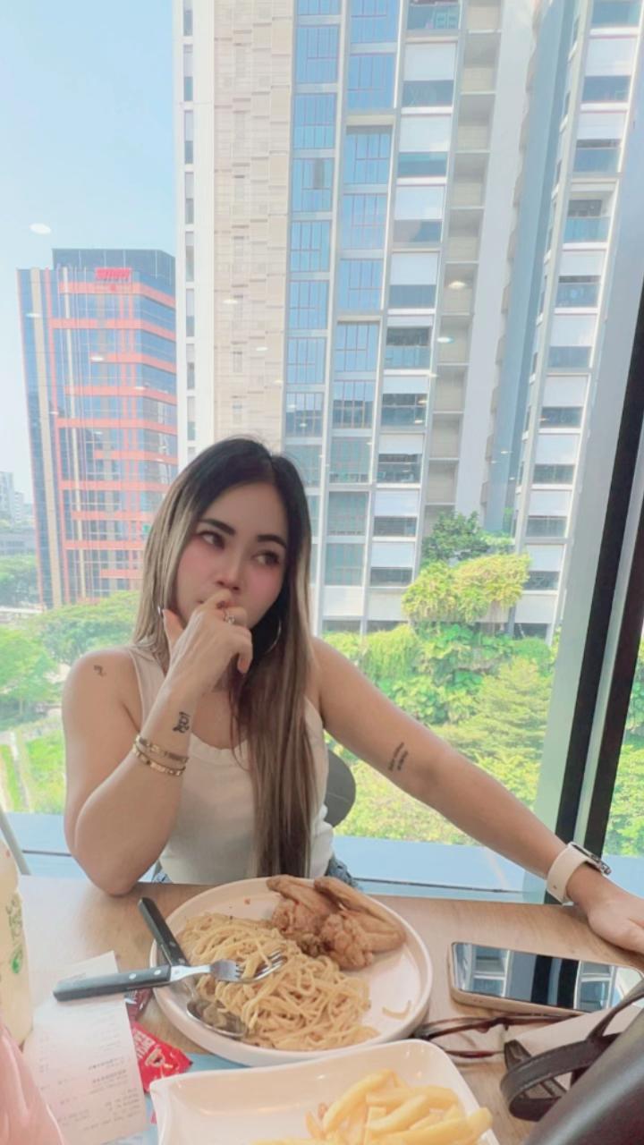 @Elis Bazz Al-farizy,🇮🇩in🇸🇬