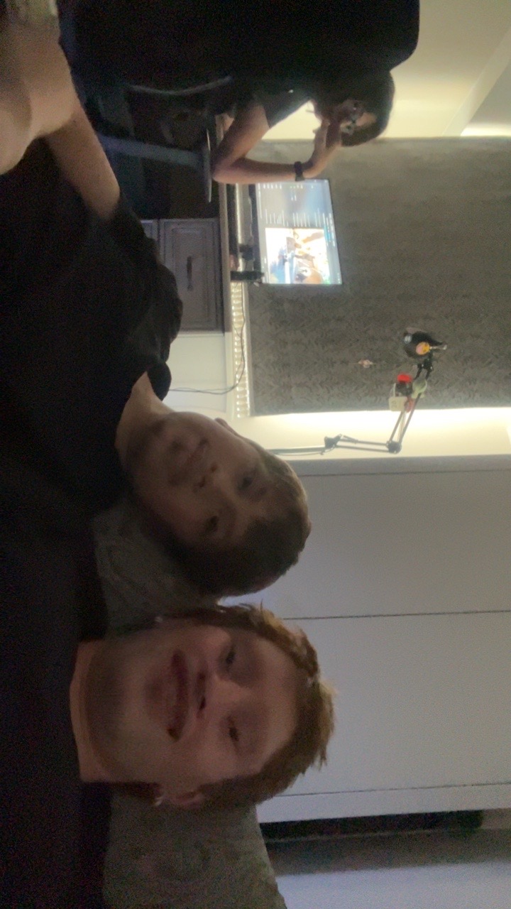 @hukau$