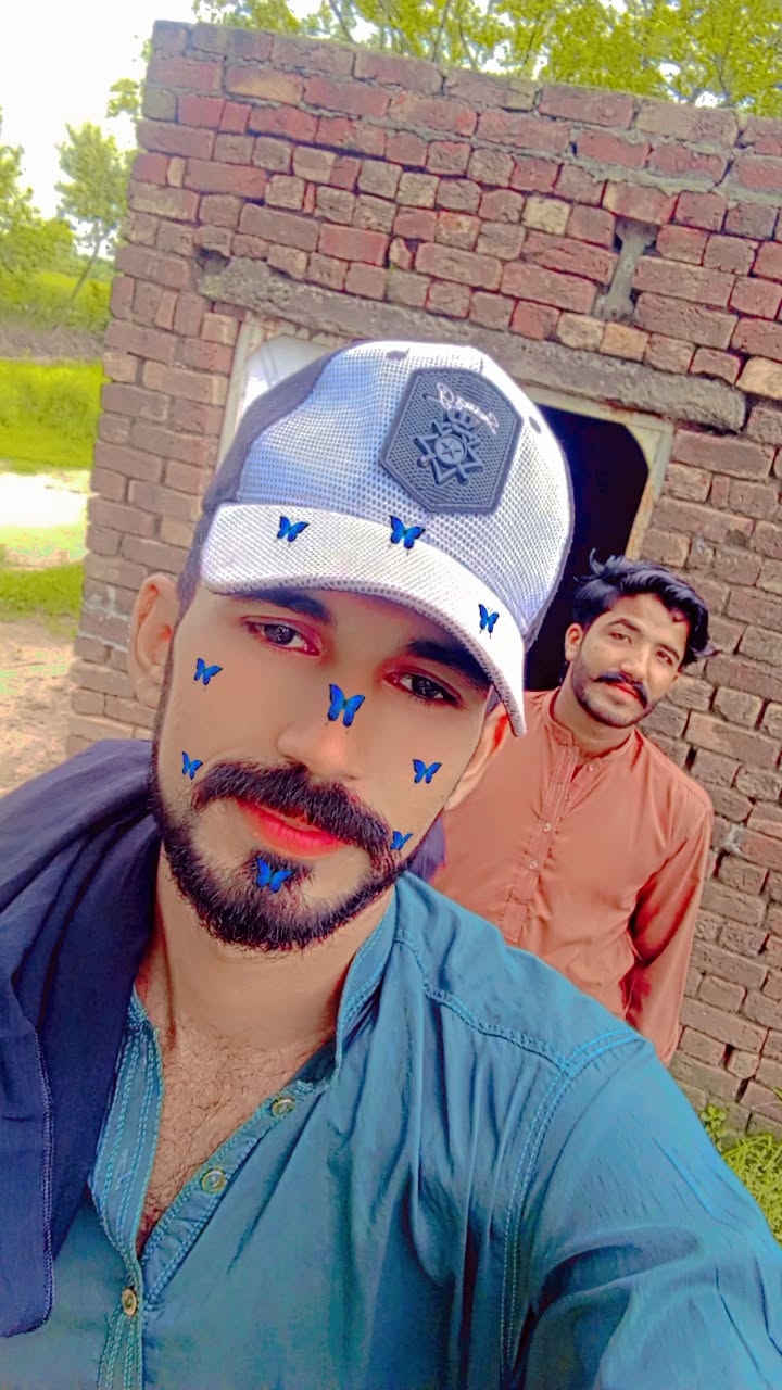 @Zaini ladla🪑🪑